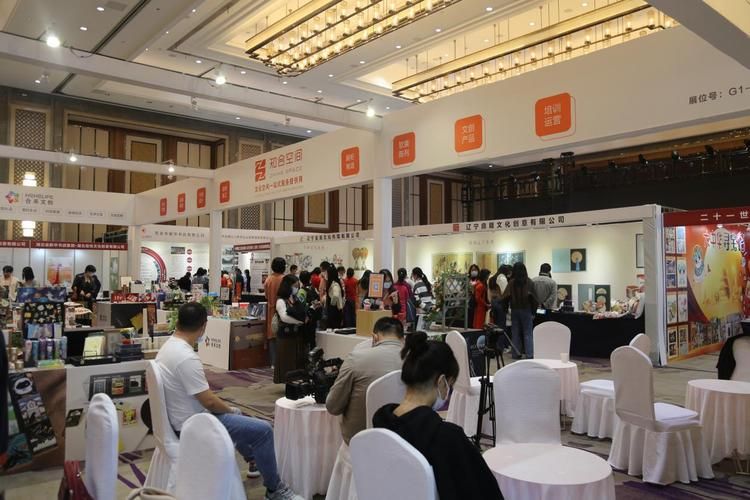 專業(yè)多語種會議服務 同聲傳譯、速錄與攝影攝像，覆蓋北上廣深蘇等地